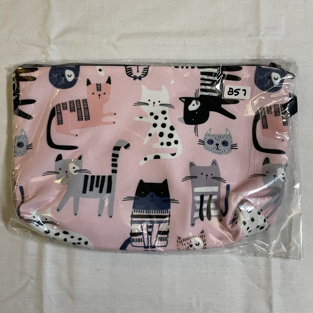 The Pouch Cosmetic Bag Women Small Pink NWT Cat Print Zipper Travel Pouch 8x5